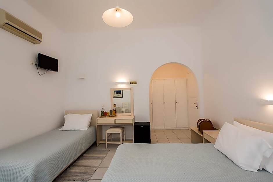 Hotel Charissi