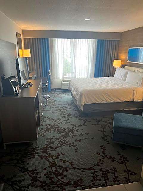 Holiday Inn Mississauga Toronto West By IHG