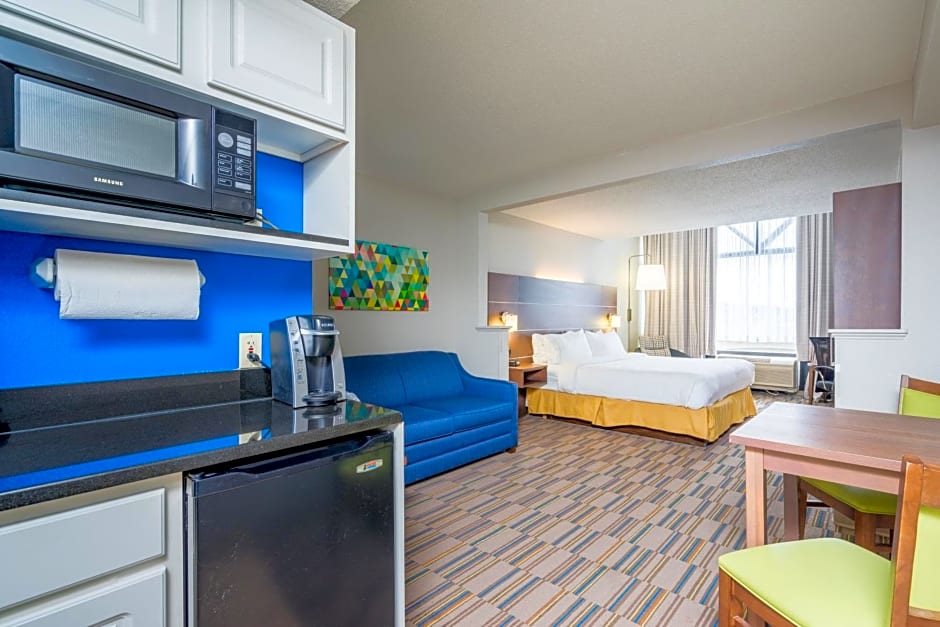 Holiday Inn Express and Suites - Quakertown