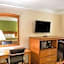 Econo Lodge North