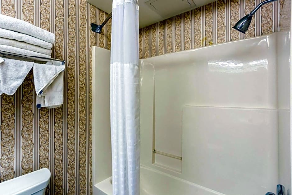 Comfort Suites New Orleans East