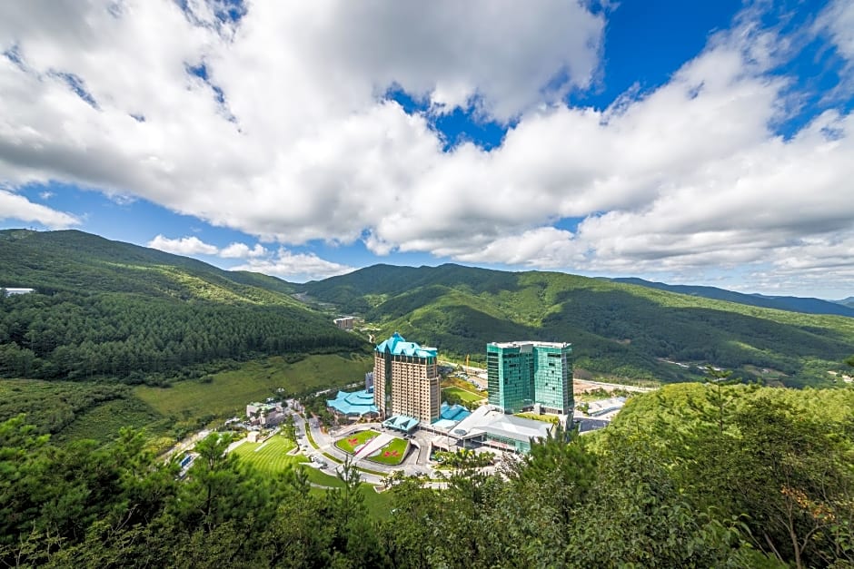 High1 Grand Hotel Main Tower