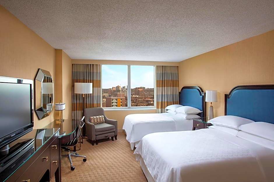 Sheraton Laguardia East Hotel