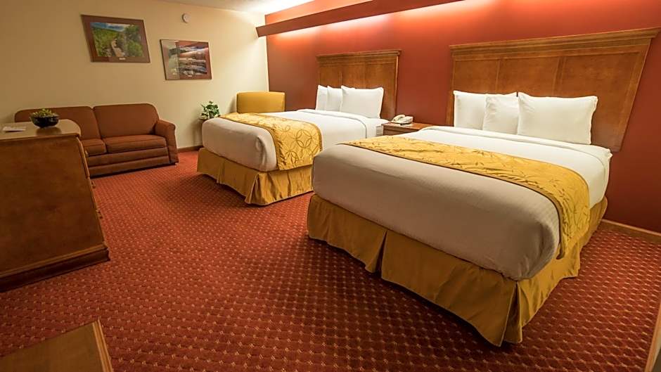 Shepherd Mountain Inn & Suites