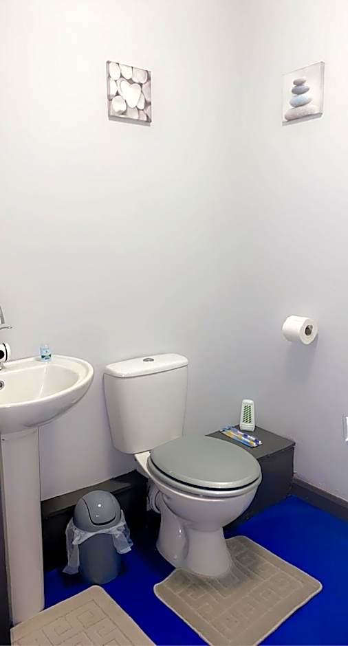 BEST DEAL - Kings Hotel