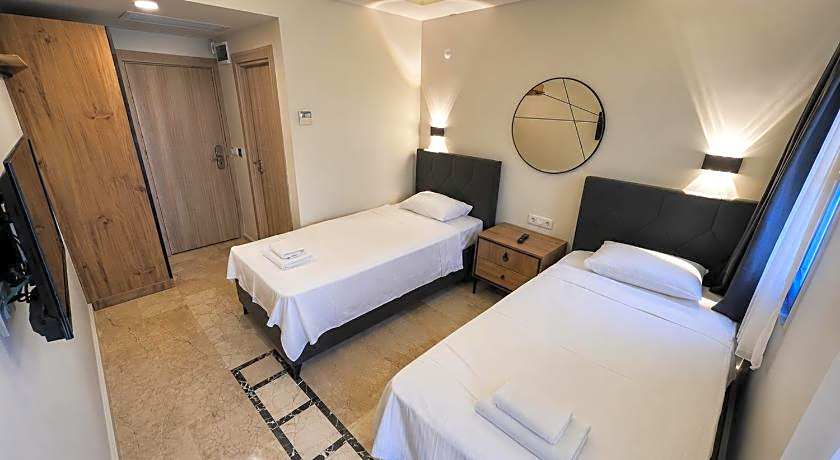JEST OTEL