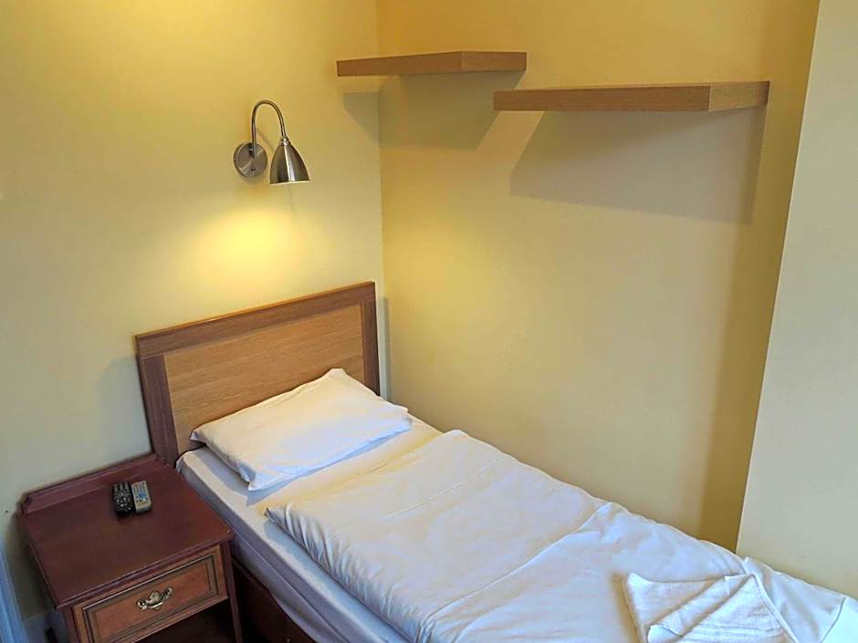 Dolphin Inn - The Lodge