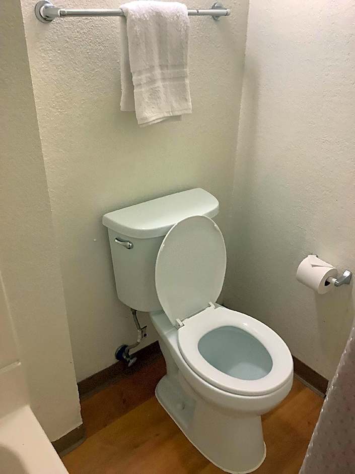 Carlsbad Village Inn – Carlsbad by the Sea, CA