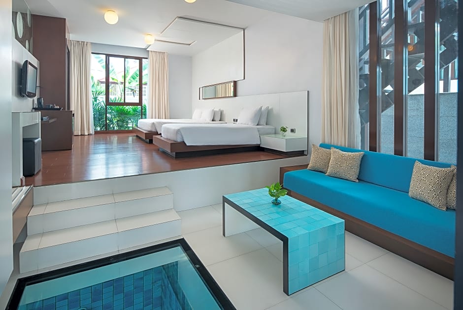 Z Through By The Zign Hotel