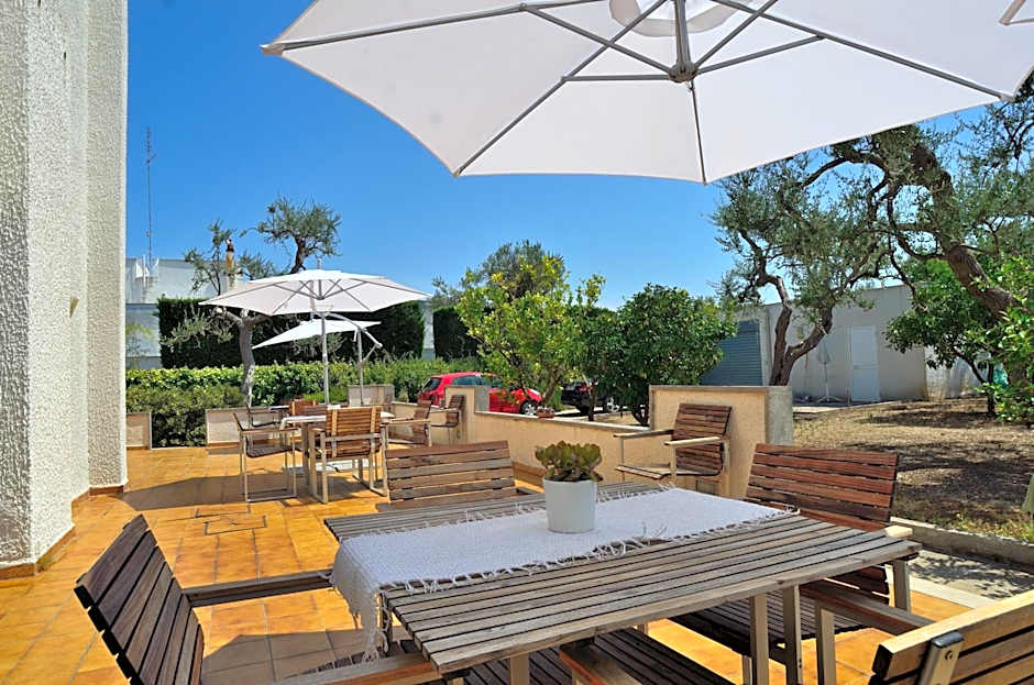 Bed and Breakfast La Villa AMBIENTI SANIFICATI CON GENERATORE DI OZONO