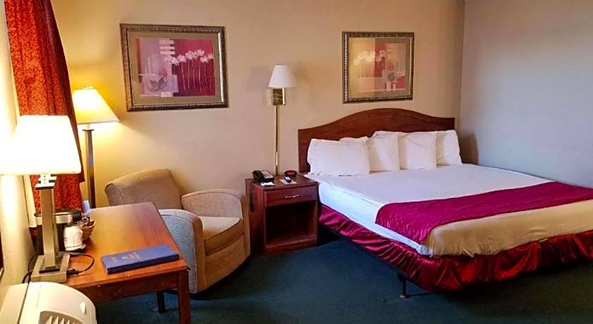 Americas Best Value Inn St. Louis South