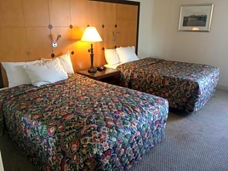 Double Room with Two Double Beds - Non-Smoking