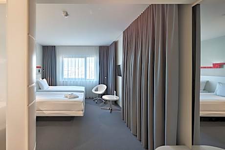 Premium Room with Two Single Beds