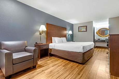 Standard King Room - Smoking