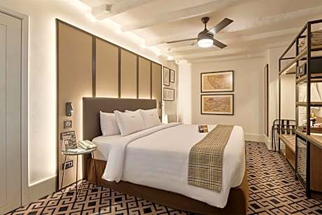 Superior Matrimonial Room