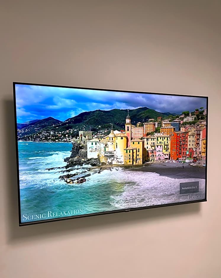 FELLINI SUITES Lungomare near the sea