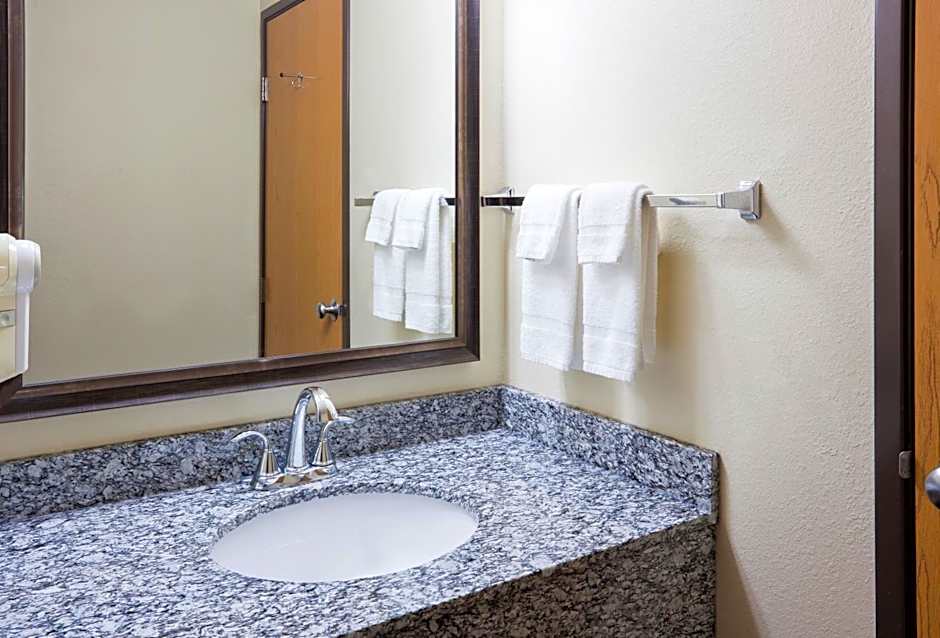 AmericInn by Wyndham Sartell