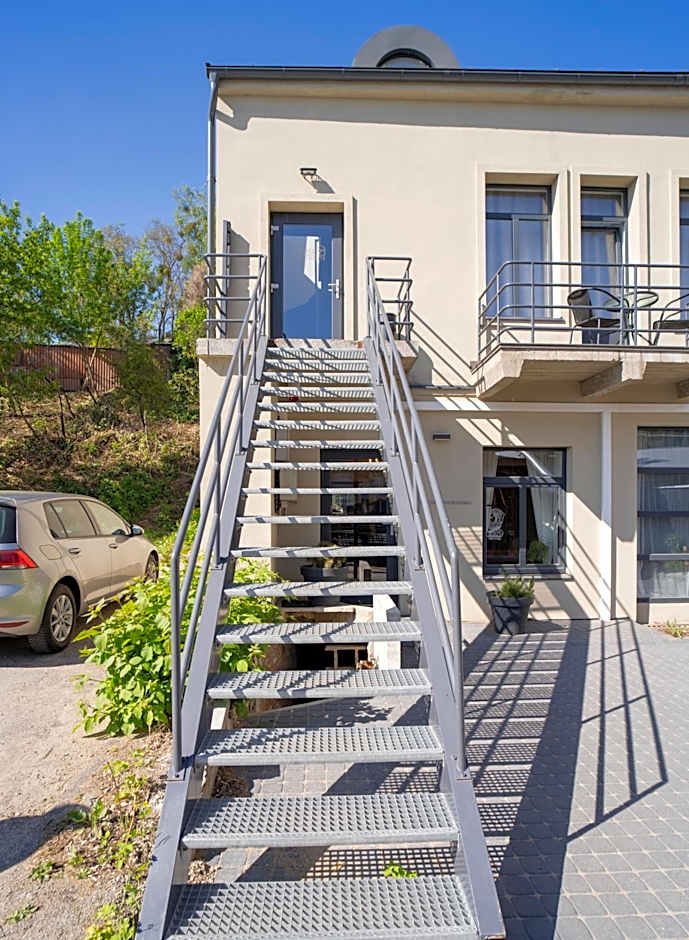 House 22A Studio Apartments