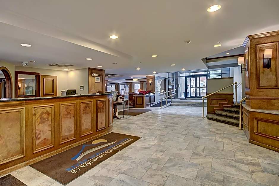 River Mountain Lodge