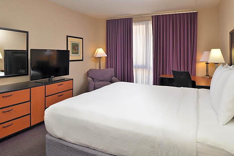 Hawthorne Inn & Conference Center