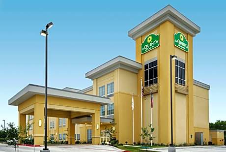 La Quinta Inn & Suites by Wyndham Karnes City - Kenedy
