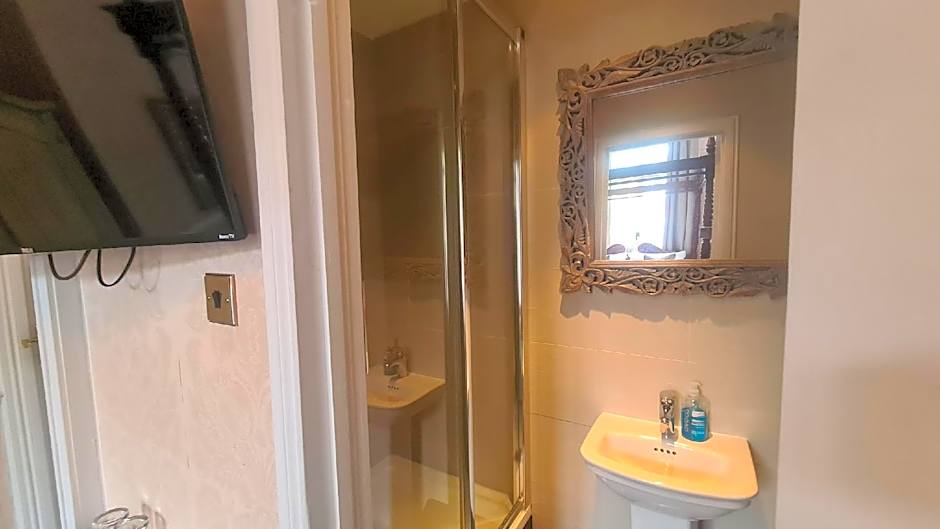 Kings Boutique Hotel
