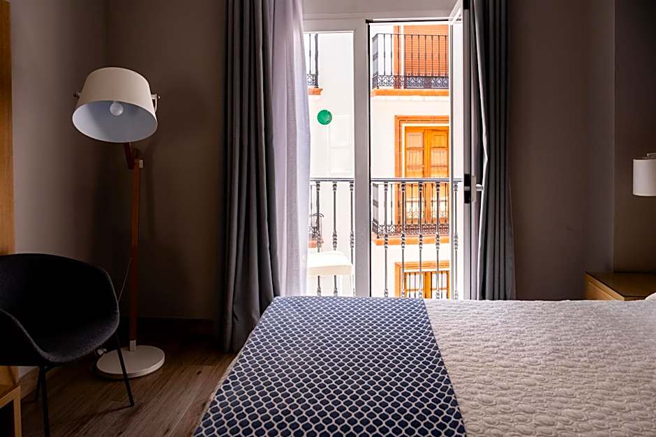 Hotel Puerta del Mar - Adults Recommended