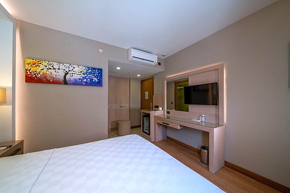 Sundia By Liberty Oludeniz