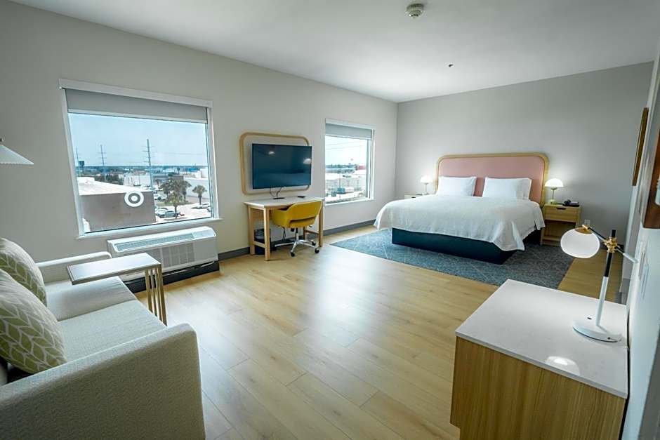 Hampton Inn & Suites Mission