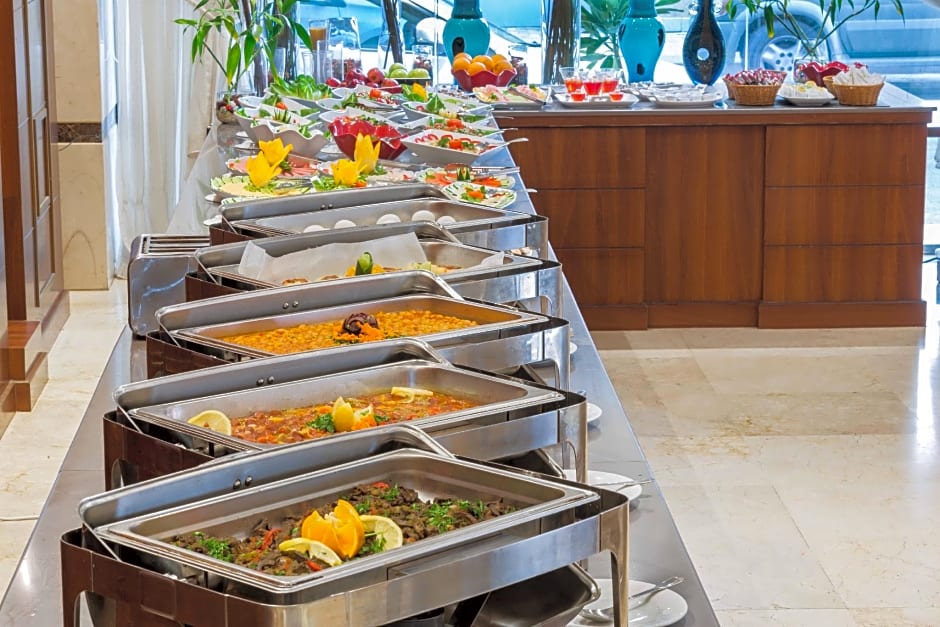 Naviti Warwick Al Khobar