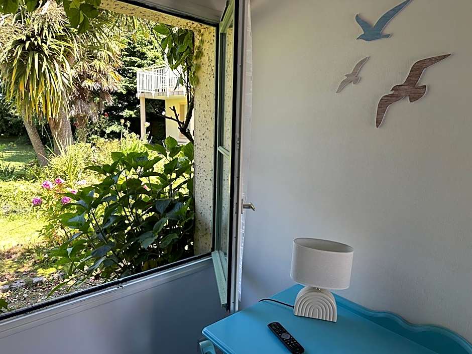 Logis Hôtel La Demeure du Perron