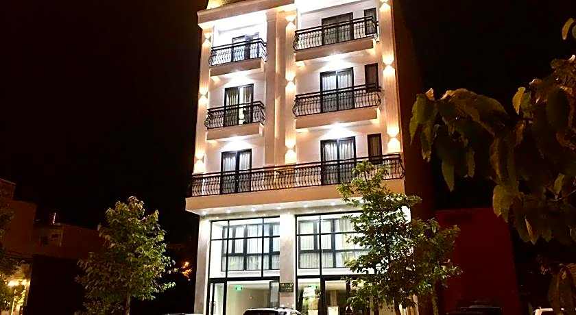 KHÁCH SẠN Biển Xanh