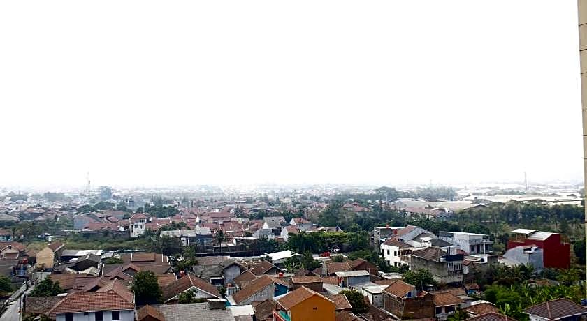 Cozy 2BR Tamansari Panoramic Apartment By Travelio