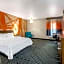La Quinta Inn & Suites by Wyndham Waco Downtown - Baylor