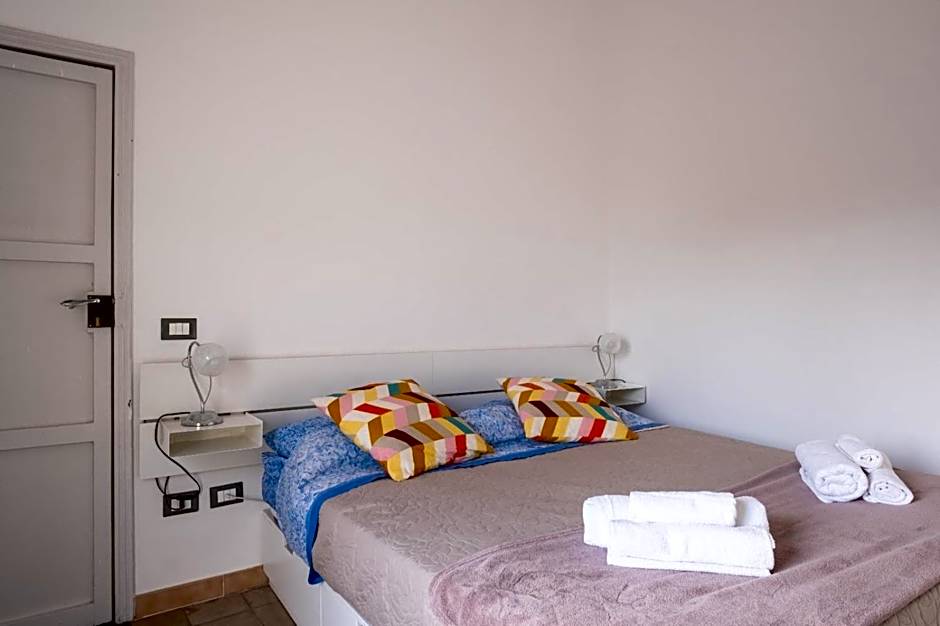 Dal Commediante Apartment and Room