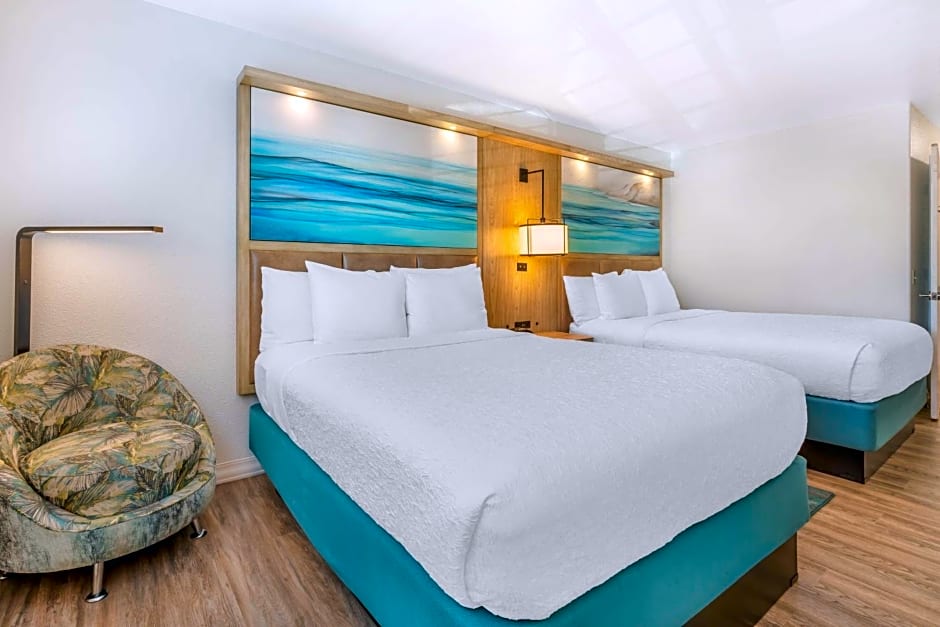 Best Western Plus Capitola By-The-Sea Inn & Suites