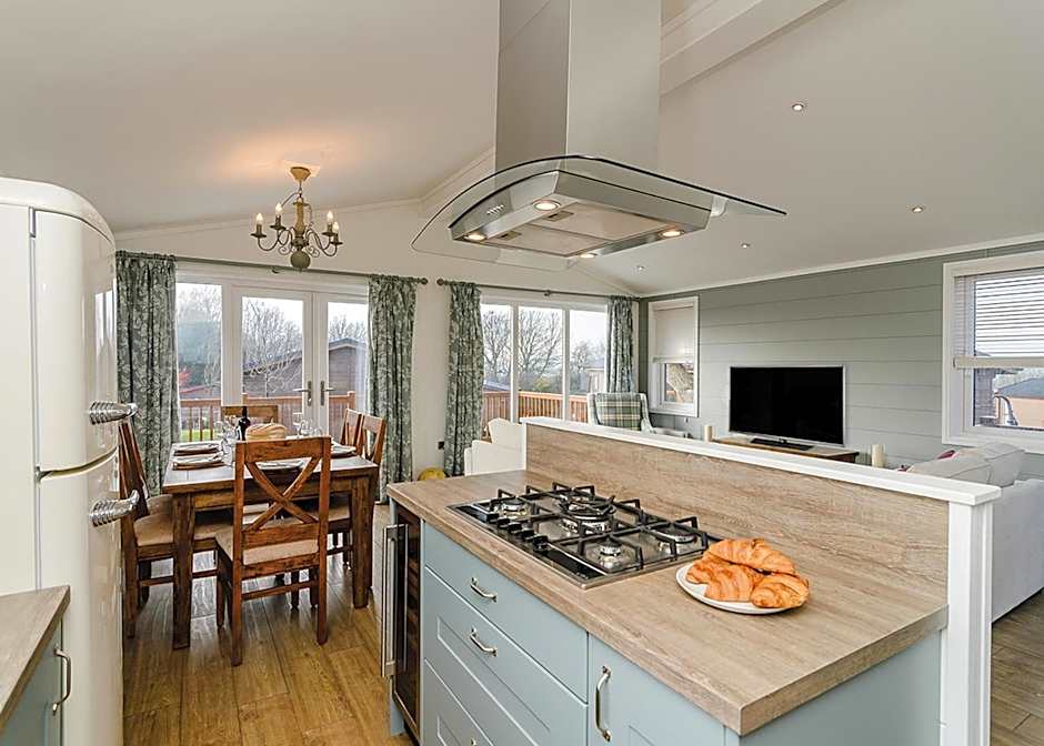 Canterbury Reach Lodge Retreat