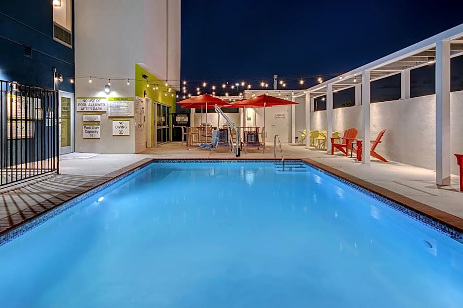 Home2 Suites by Hilton Garden Grove Anaheim