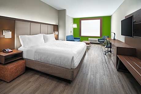 1 King Suite Communications Accessible