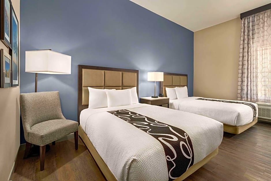 La Quinta Inn & Suites by Wyndham San Bernardino