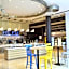 Renaissance by Marriott Schaumburg Convention Center Hotel