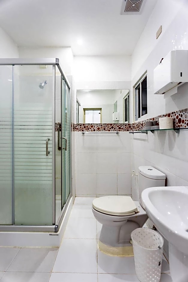 MADISON GARDEN AND RESIDENCES