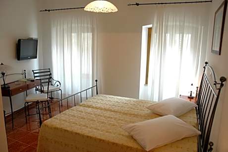 Special offer – Double Room Sea Side + Brijuni Entrance Ticket