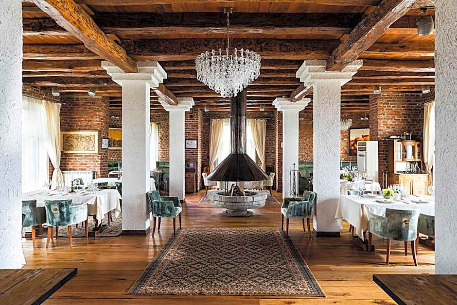 Chateau Copsa Complex