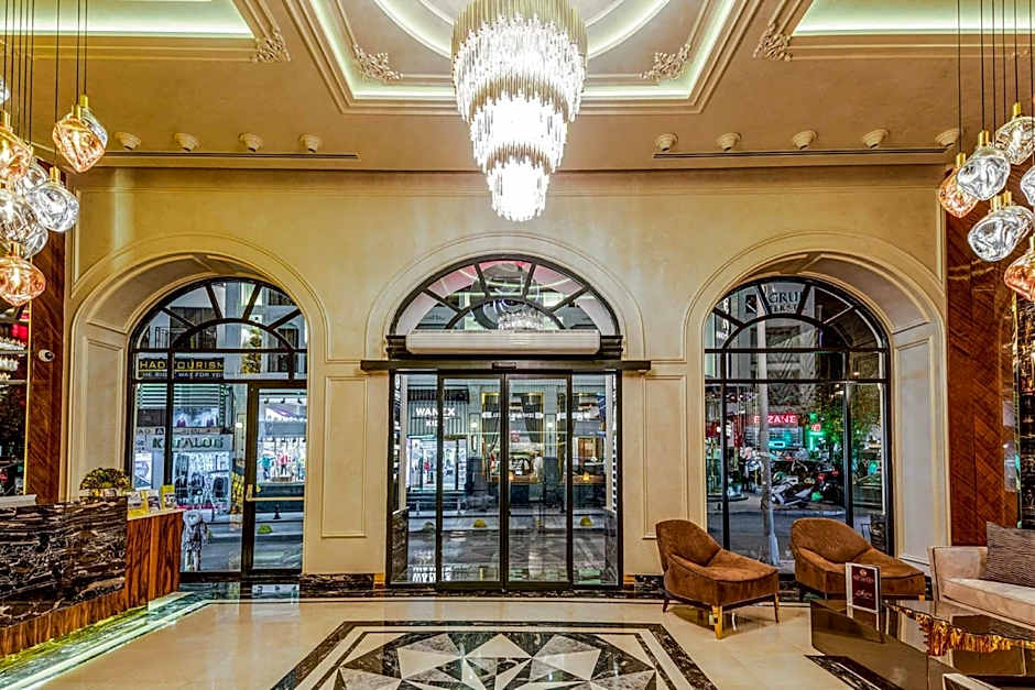 Beethoven Senfoni Hotel