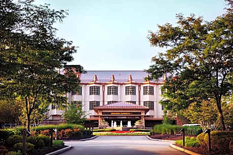 Nemacolin
