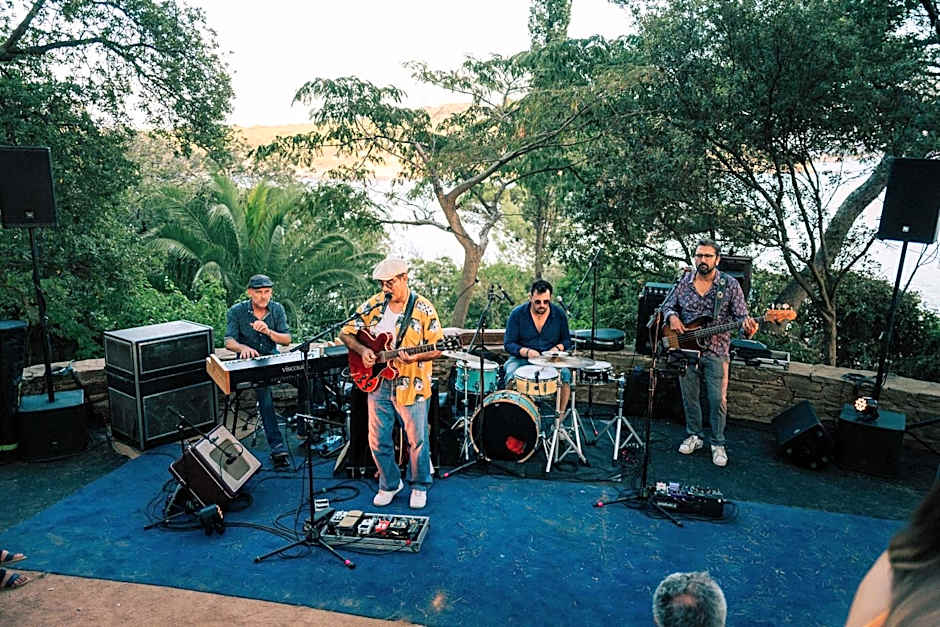 Hôtel Le Provençal - Rénové en 2025 - Bord de Mer