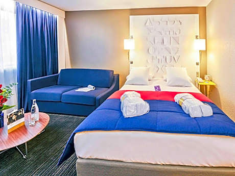 Deluxe Double Room with Sofa Bed - Garden Side
