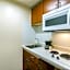 HomeTowne Studios by Red Roof Atlanta - Norcross Downtown