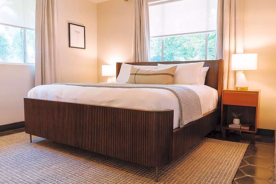 Villa Royale Inn